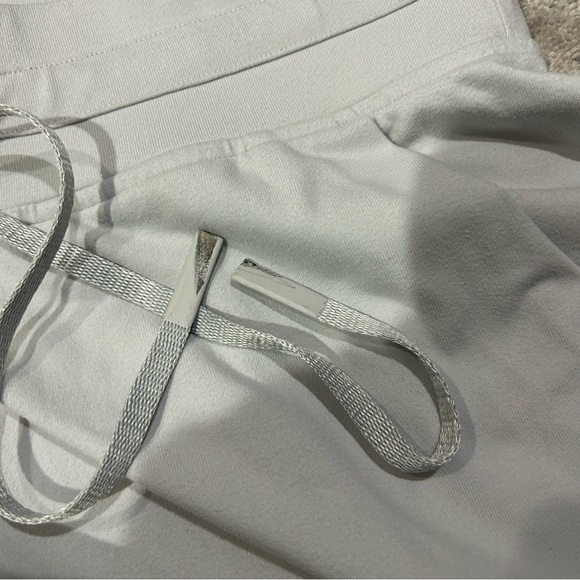 Lululemon Ready to Rulu White Jogger Pants Size 8 - Picture 5 of 9